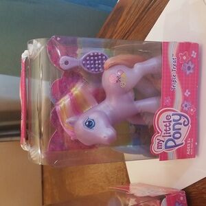 2003 my little pony triple treat g3 mib